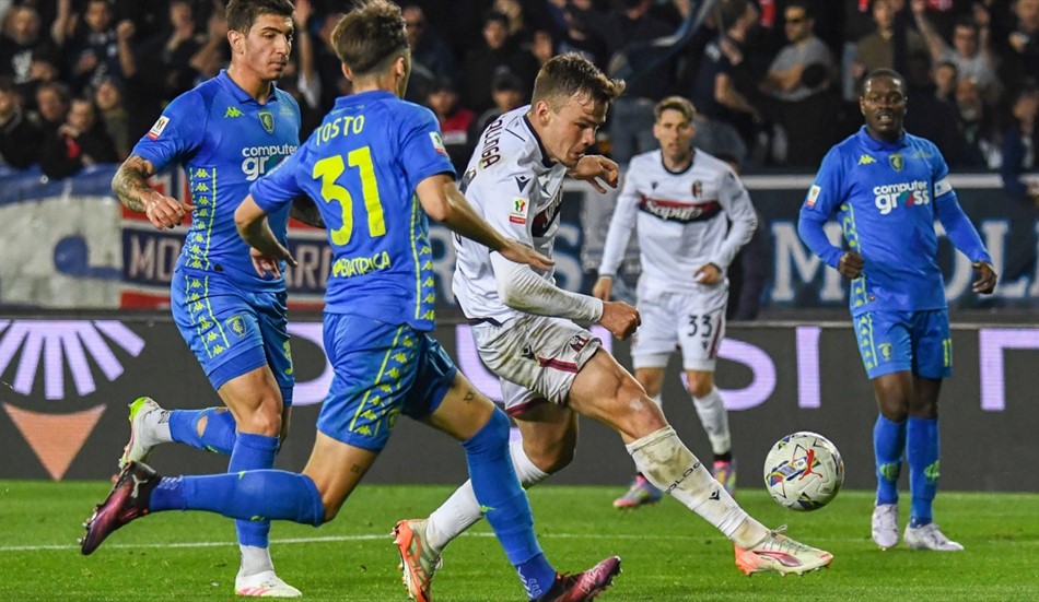Il Bologna travolge l’Empoli e prenota la finale di Coppa Italia dopo mezzo secolo